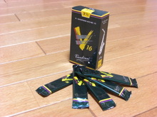 Vandoren V16 ALTO SAXOPHONE Reeds　アルトサックス リード　バラ売り1枚 画像